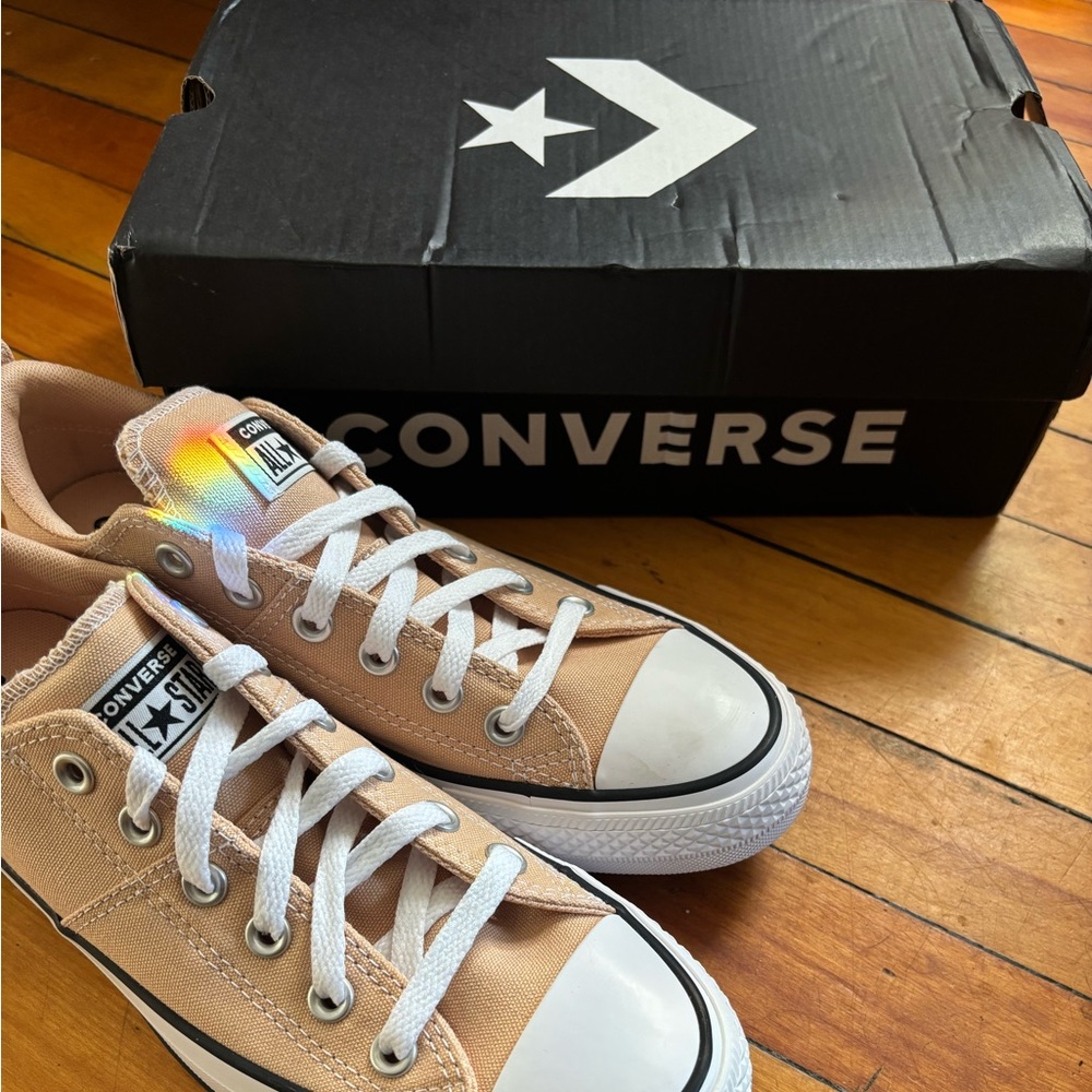 Converse CTAS Madison Ox Coastal Dune | Women’s 8 | Brand New